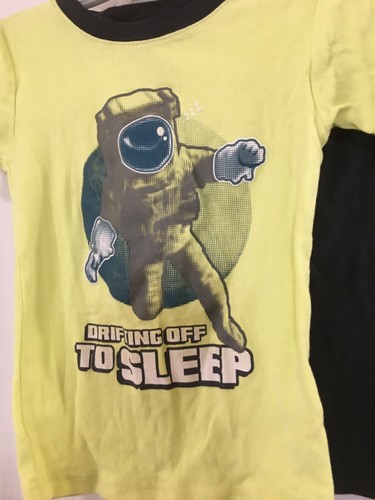 NEW Carter's Boys Astronaut Pajama set Shorts Snug Fit Neon Green Gray sz 6,12 - Picture 2 of 3