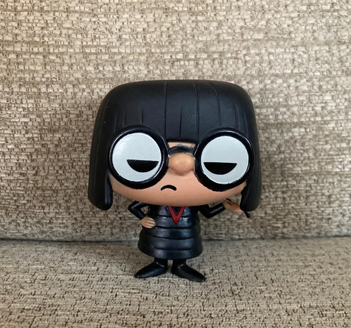 Disney The Incredibles Funko Pop Vinyl Figure Edna Mode #30 Rare Vaulted