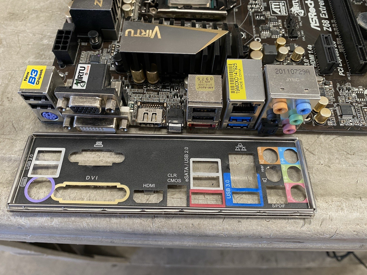 ASROCK Z68 EXTREME3 GEN3 LGA1155 DDR3 MOTHERBOARD w/ i5-2500K