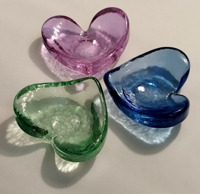 Set of 3 Fire & Light Recycled Glass 3  Heart  Votive Trinket Dishes Perfect!!!