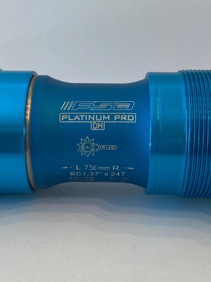 new FSA Platinum Pro Megaquad ISIS BOTTOM BRACKET English 73 x 129 mm #75 - Image 2 of 4