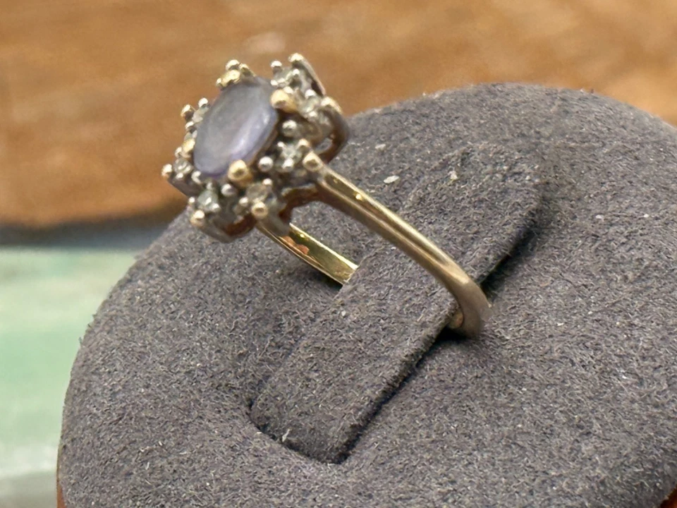 Vintage 10K Solid Yellow Gold Lavender Tourmaline w/diamonds ring sz 6--1814.25 - Image 4 of 4