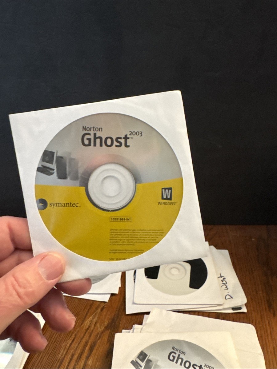 Norton - Norton by symantec 1年3台版 2枚セット ノートンライフロック ノートン セキュリティ 1年3台版