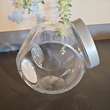 1.6L Glass Tilting Biscuit Jar Screw Lid Tilt Sweet Bonbon Cookie Container