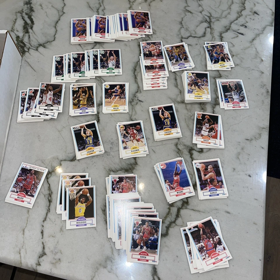 Gran lote 1990 tarjetas Fleer Larry Bird, Charles Oakley, Dennis Rodman, mucho más Foto 3 de 4