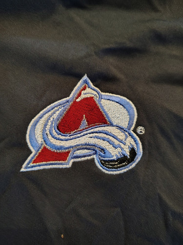 Camisa de golf para hombre LG Polo Antigua Tribute Colorado Avalanche NUEVA NUEVA CON ETIQUETAS - Imagen 1 de 8