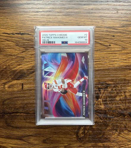 Patrick Mahomes II #HX-2 2025 Topps Chrome Helix card