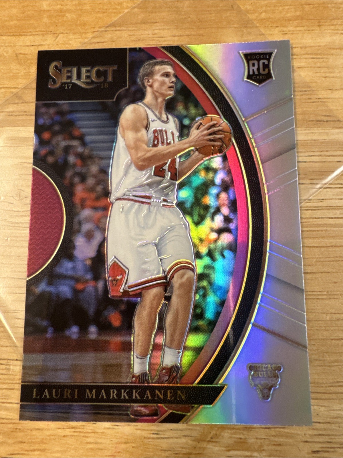 2017-18 Panini Select Lauri Markkanen Concourse Silver Prizm Rookie Card No. 8