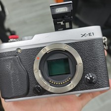 Fujifilm X Series X-E1 XE1 16.3MP Digital SLR Camera Body Only Silver Time Lapse