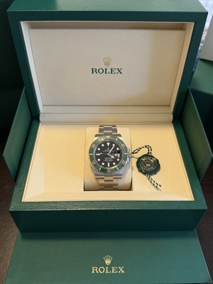 NEW Rolex Submariner  Starbucks  126610LV Silver Oyster Bracelet w/ Green Bezel