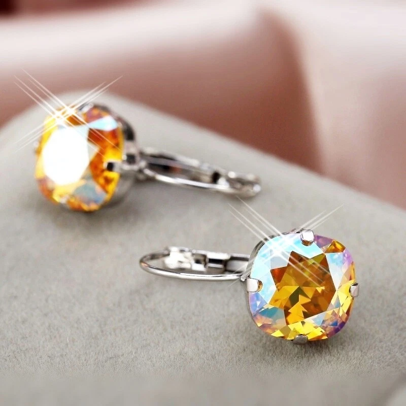 18K White Gold Filled Made With SWAROVSKI Crystal Cushion Rainbow Hoop Earrings Foto 3 de 4