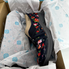 BZees Women's Niche Ballet Flat, Navy Floral, Size 6, New