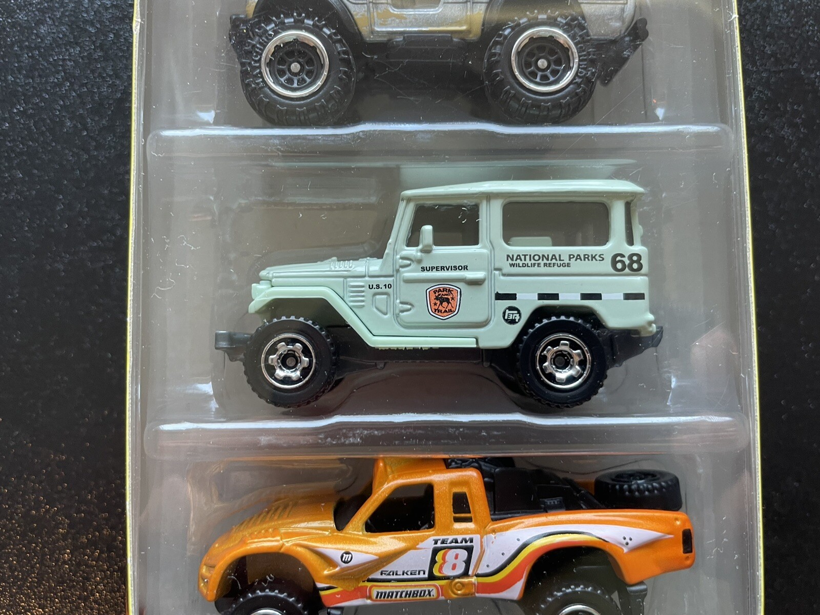Picture 1 of 3