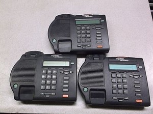 Lot of 3 Nortel Networks Phones NTMN32GA70 M3902 A0871952 *FREE SHIPPING*