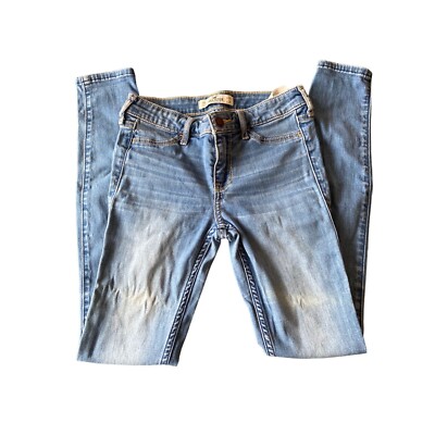 Women hollister skinny jean 24 x 29 size distressed Low rise