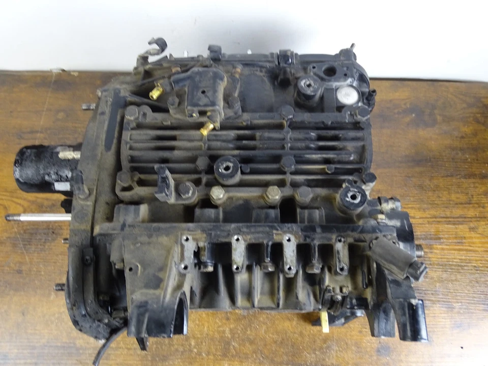 1982 Mercury 70HP POWERHEAD USED RUNS Good Compression Test - Image 2 of 4