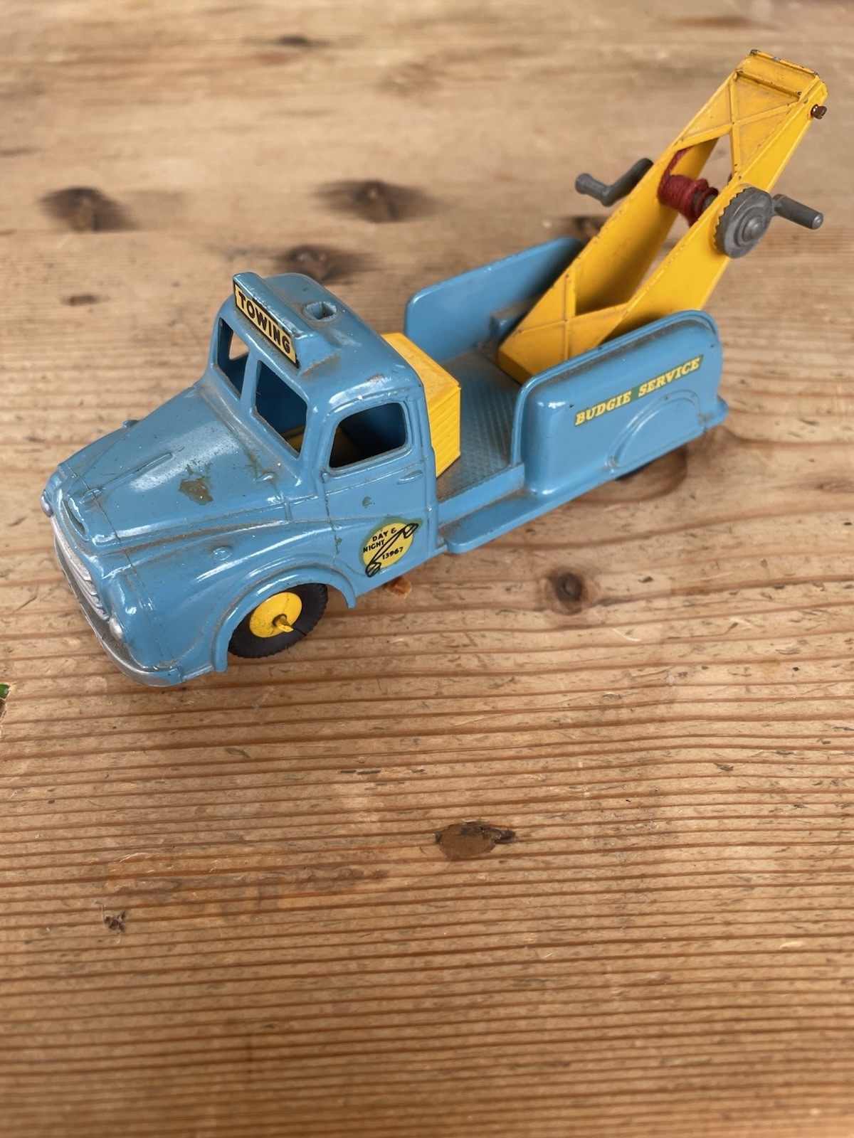 Budgie 244, Breakdown Truck - Free Price Guide & Review