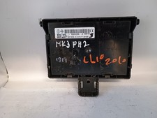 Renault Clio MK3 Body Control Module BCM 8200383473 B 8200652286 --B