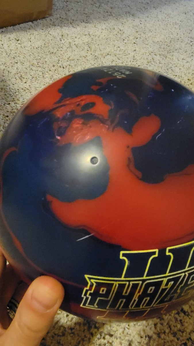 PHAZE II 　15P Storm Phaze II Bowling Ball- Red/Blue/Purple (15lbs