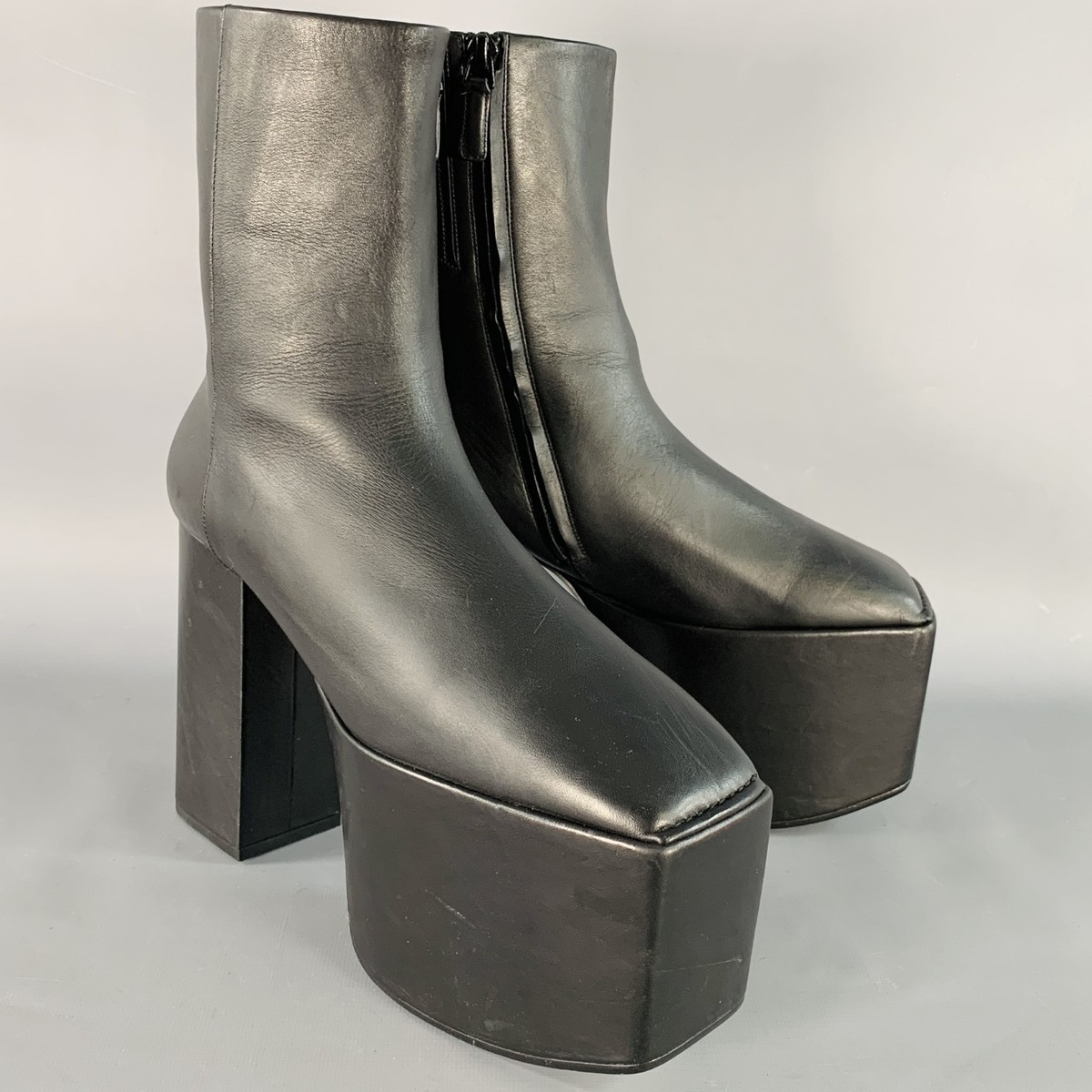 BALENCIAGA FW16 Runway Size 9 Black Leather Ankle Calf High