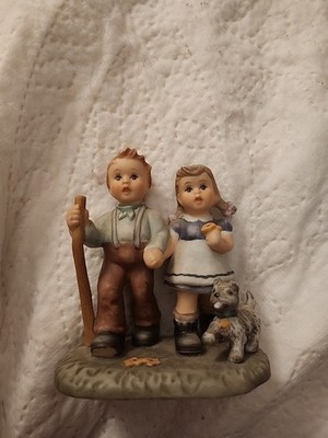 Goebel 2002 - Berta Hummel ''Taking A Walk'' Figurine BH 128/2/0  Boy Girl Dog