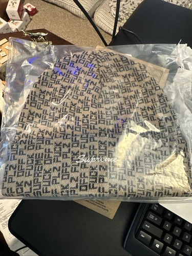 Supreme SS25 Fuck Off Acrylique Manchettes Tricot Beanie Tan Noir Taille Unique Deadstock