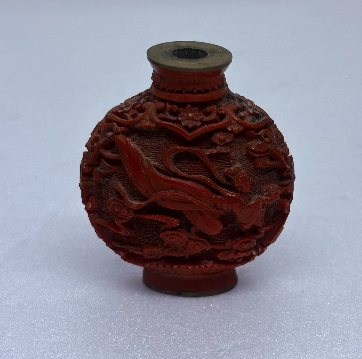 红色树脂主要古董中国鼻烟壶| eBay