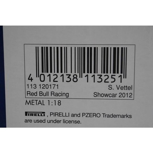 1:18 MINICHAMPS 113120171 Red Bull Racing Show Car 2012 #1 S.Vettel model car - Picture 11 of 11