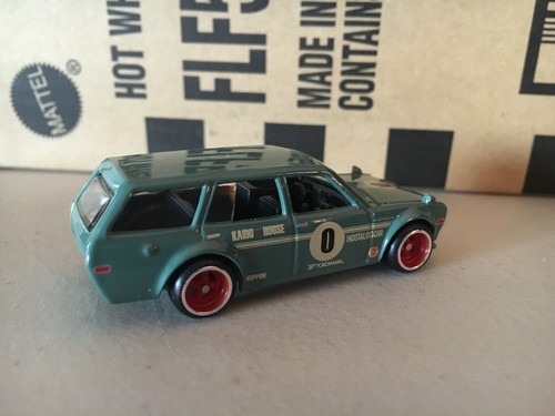 Hot Wheels Loose Olive/Green Nissan Diorama Datsun 510 Bluebird Wagon ~ LOOSE - Picture 7 of 12