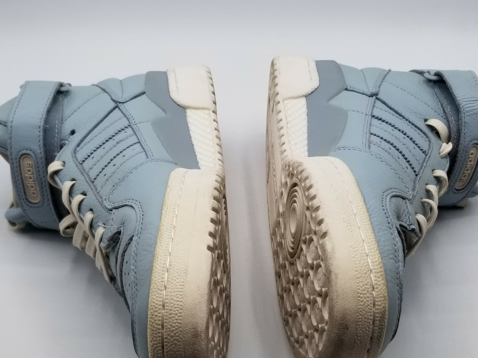 adidas forum mid refined