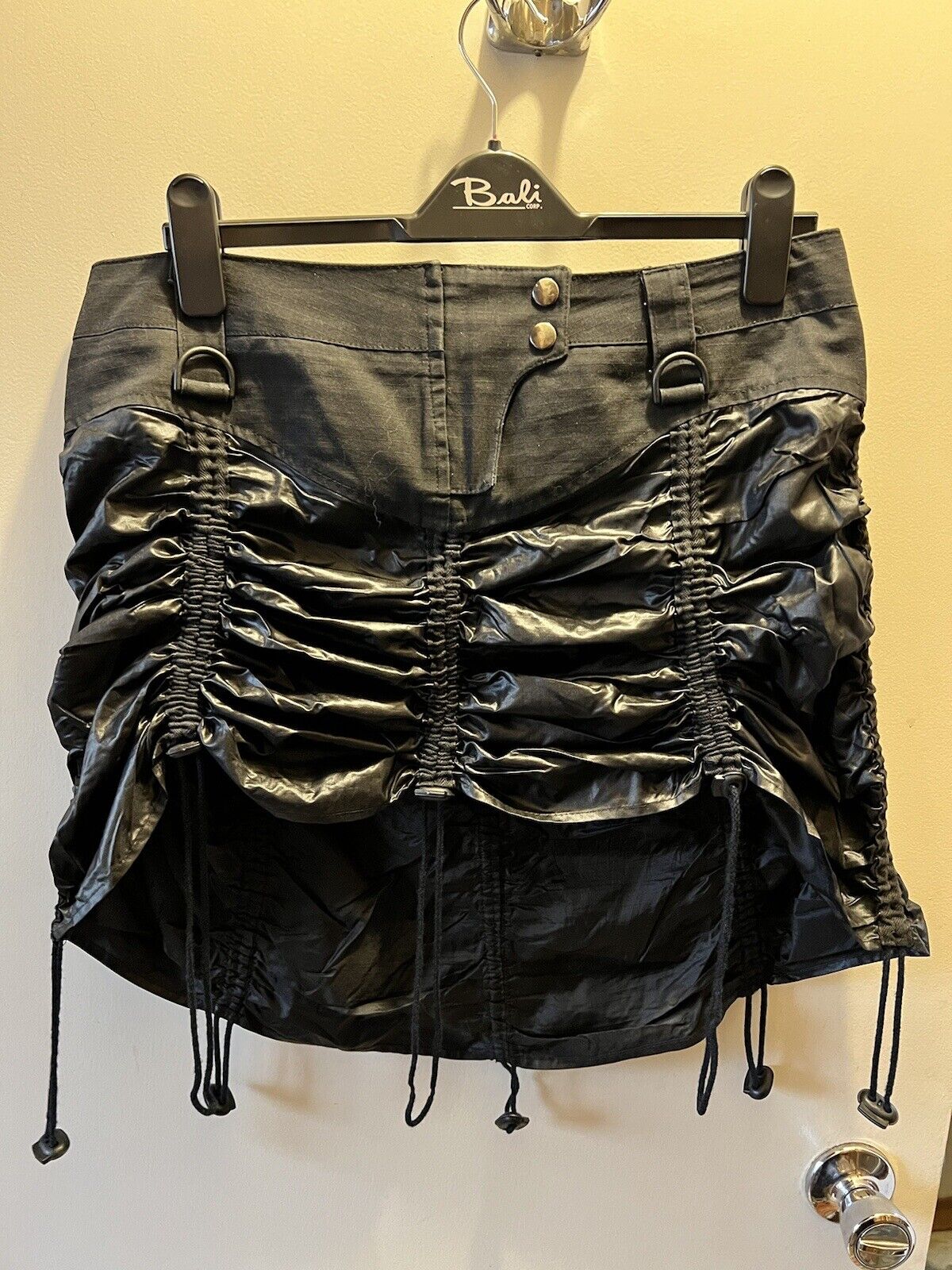 Lip Service Y2k Parachute Ruched mini skirt goth metal industrial Very rare L