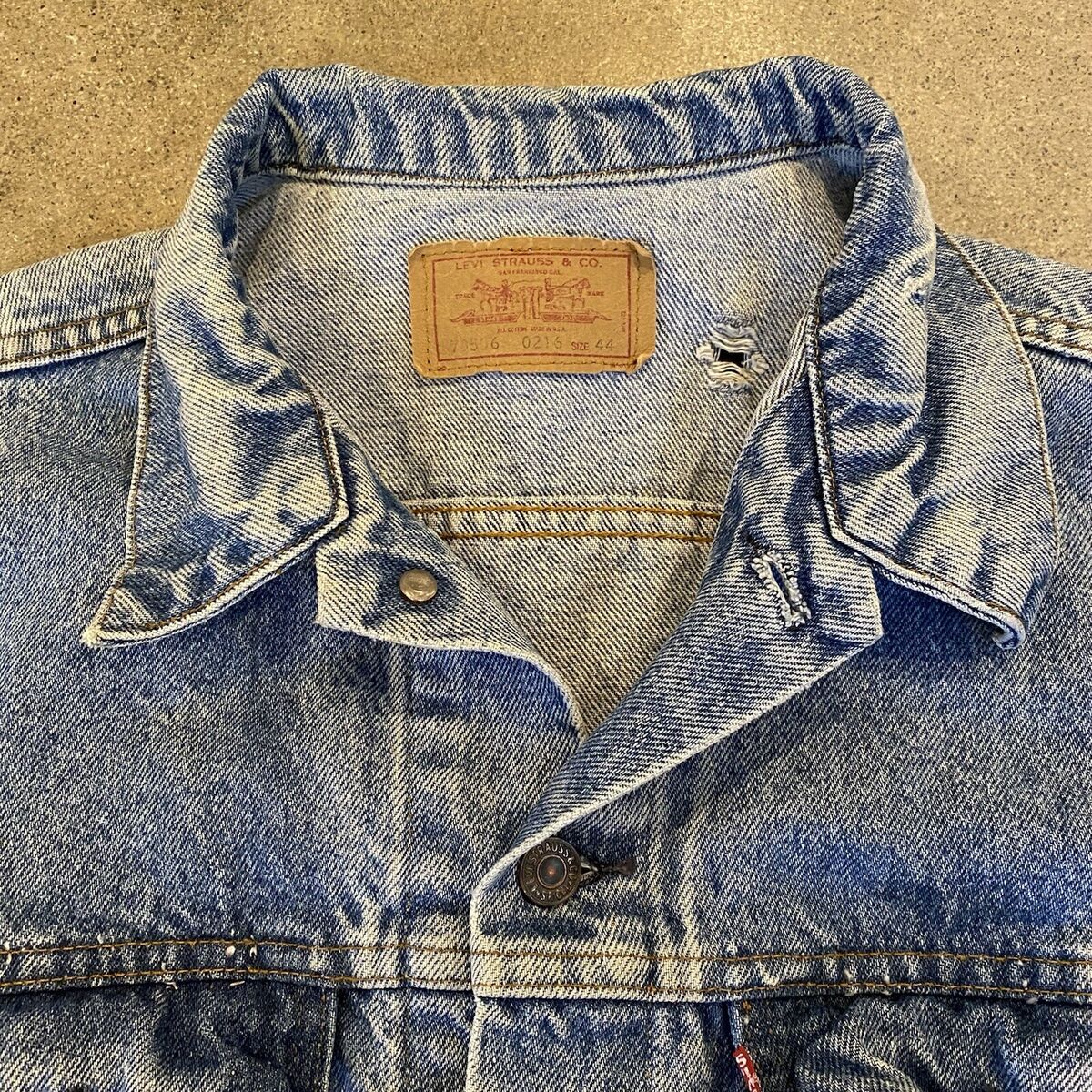 Vintage 80s Levis Denim Trucker Jacket Type 3 III Size 44 Vintage 80s Levis Denim Trucker Jacket Type 3 III Size 44