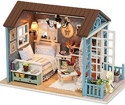 CUTEBEE miniatura casa delle bambole con mobili, fai da te kit di Dollhouse di legno oltre a