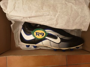 nike mercurial r9 ronaldo 1998
