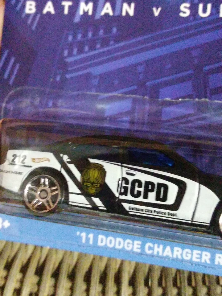 1/64 2021 Hot Wheels Batman V Superman 11 Dodge Charger RT 1/5 DC Foto 4 de 4