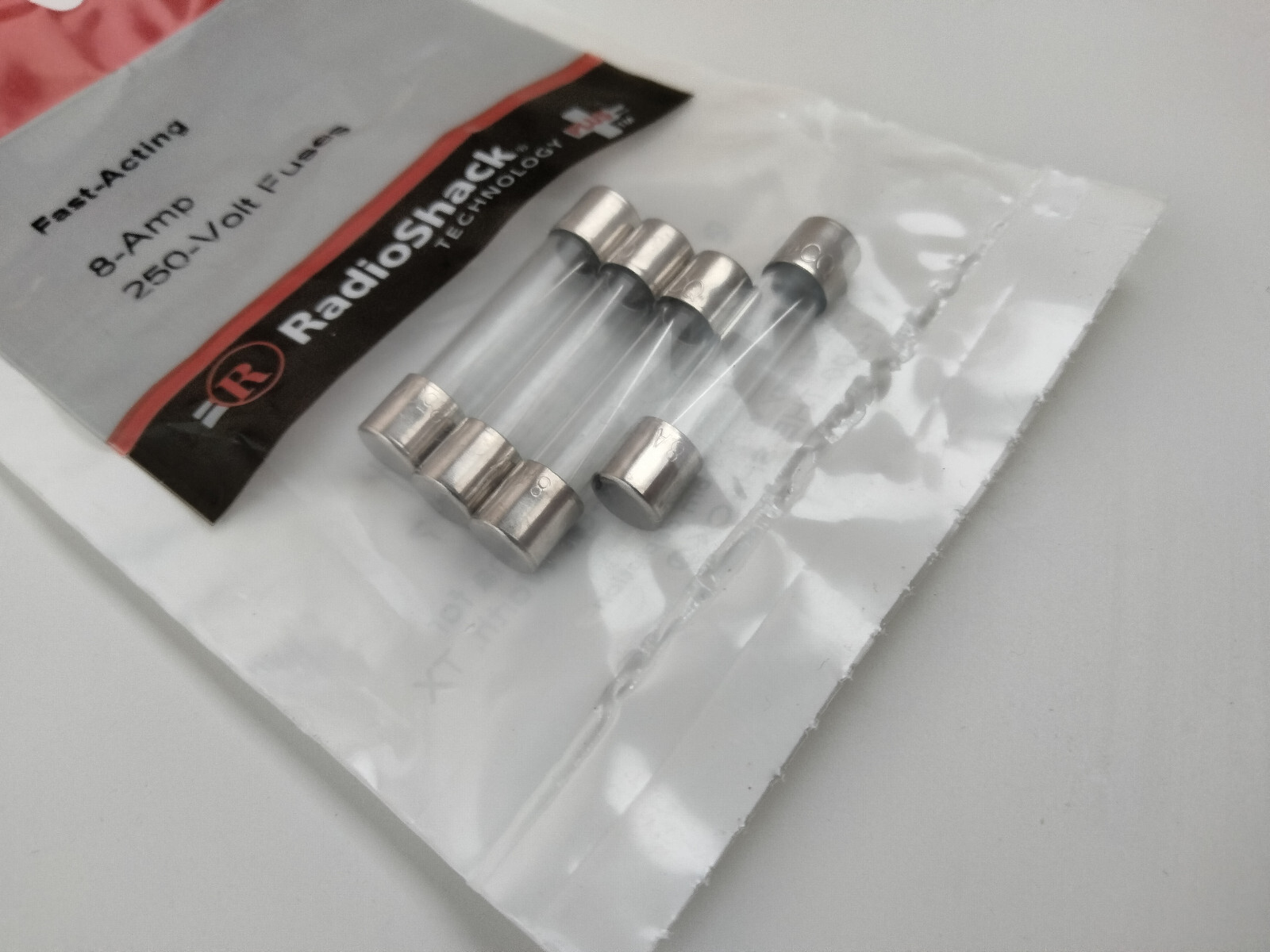 4-pk Fast-Acting 8-Amp 250-Volt Fuses, RadioShack® Brand 270-1029