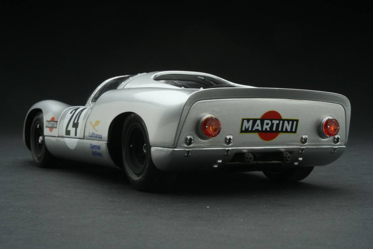 Exoto | 1:18 | 1968 Lufthansa Martini Porsche 910 | Nurburgring
