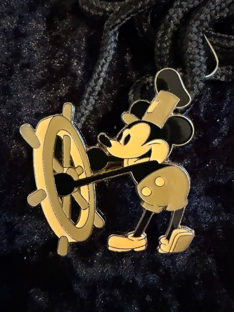 Disney Pin Steamboat Willie Mickey Pre Pin Trading Lanyard Medal