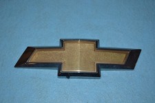 2011-2015 Chevy Cruze Limited Rear Trunk Gold Bowtie Emblem Oem D55 2011-2015 Chevy Cruze Limited Rear Trunk Gold Bowtie Emblem Oem D55