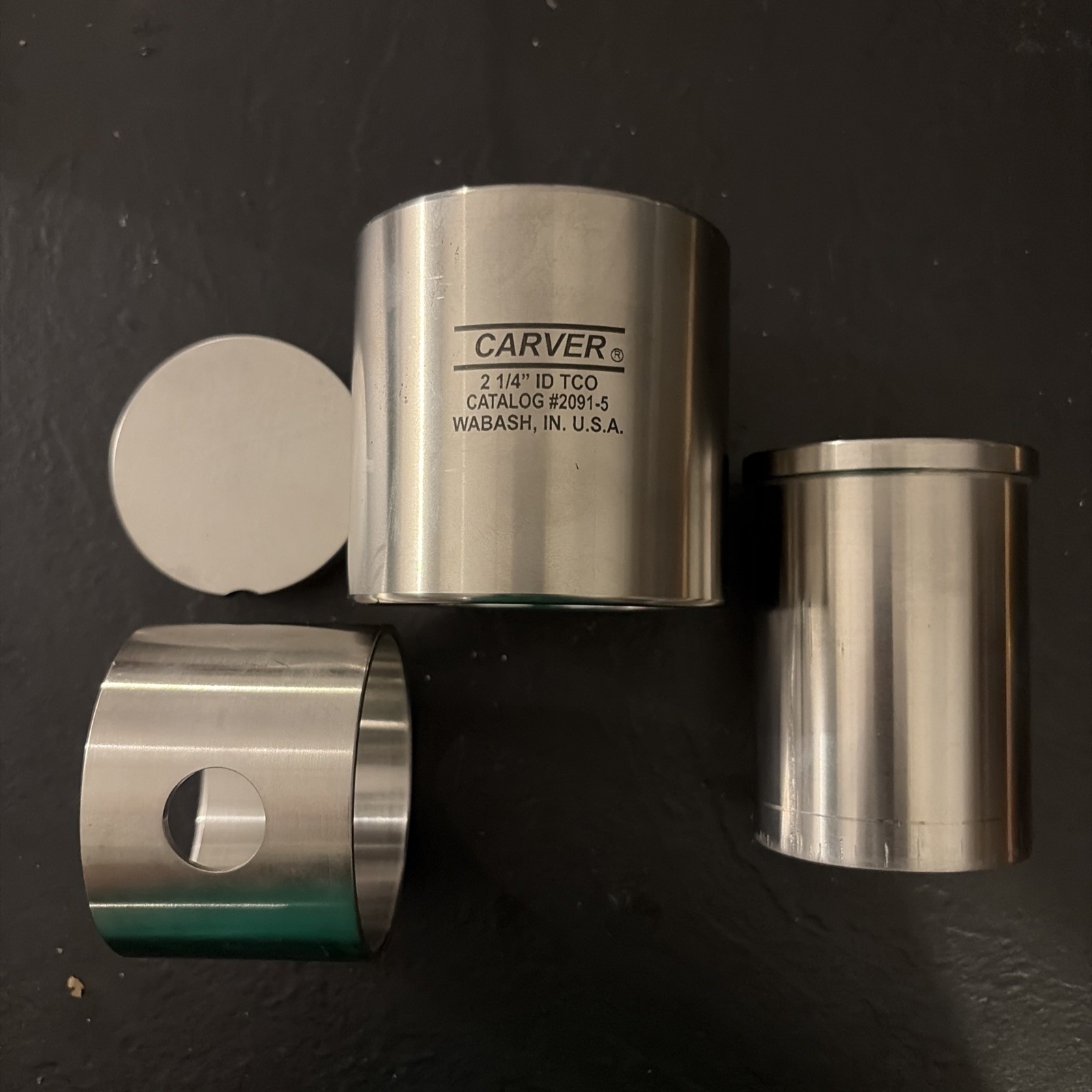 Carver 2091-5 Test cylinder outfit, 2.25" ID, 440 SS, 51 Tons Max - Model C