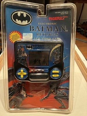 1992 Tiger Electronics Batman Returns Handheld Game. New Sealed.