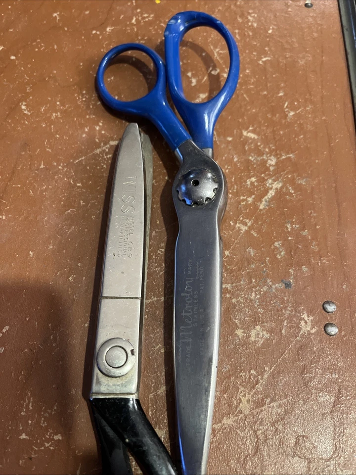 Lot Of 2 Vintage Zigzag Scissors Wiss & Metroloy - Image 3 of 4