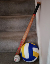 HOMERUN Wood Baseball Bat 24in 2 1/4in Brown/Black/Red And Ball Volleyball