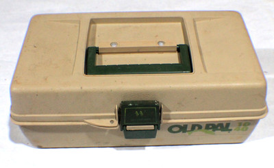 Vtg. Old Pal Woodstream 1040 Tackle Box Single Tray (Woodstream Logo on Latch)