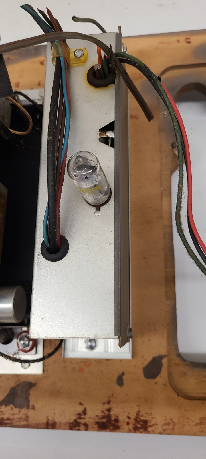 Vintage Dumont Tube AM/FM Radio Reciever Untested W/ Turntable Base