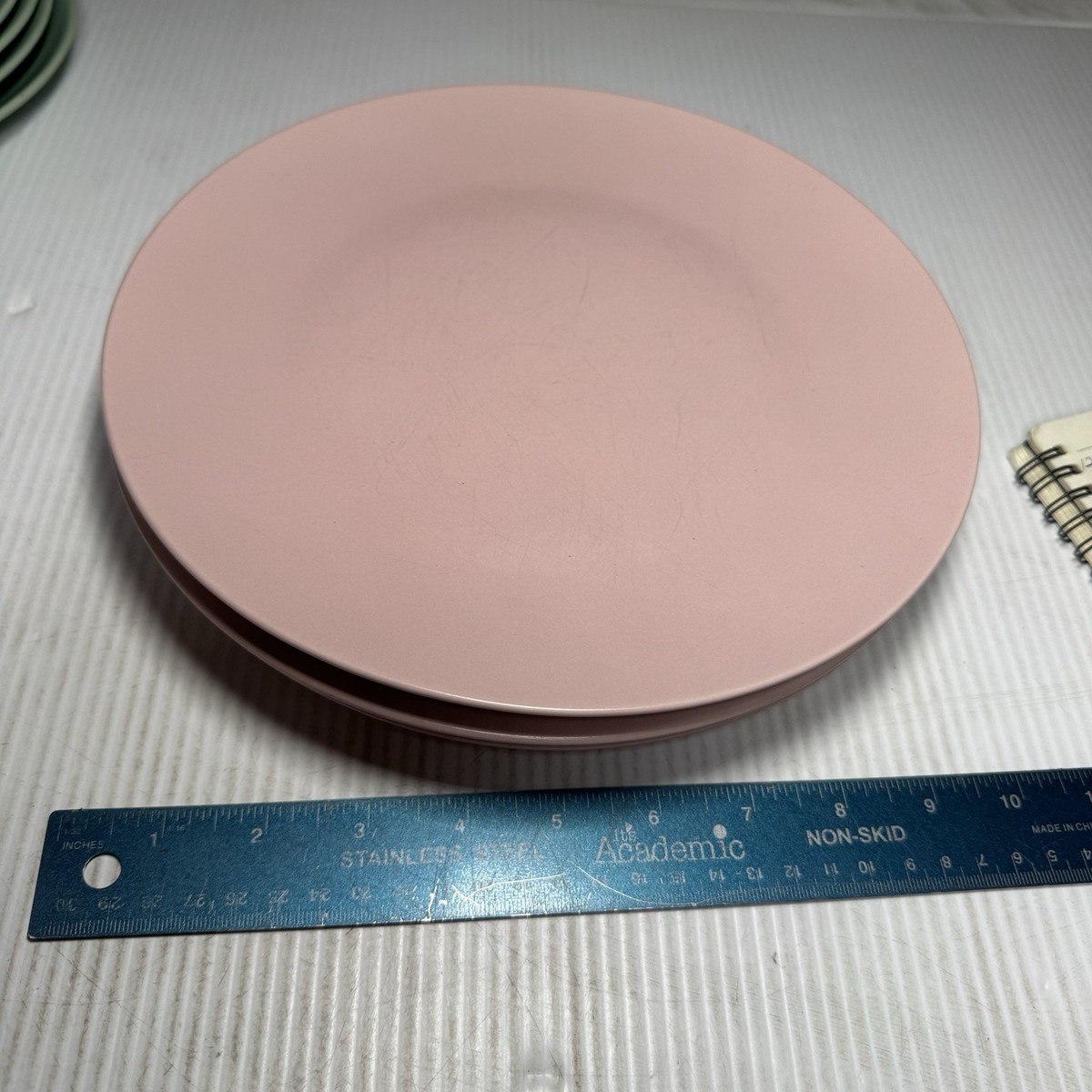 IKEA 22610 Fargklar Matte Light Pink Stoneware Dinner Plates 10.2in Set of 3