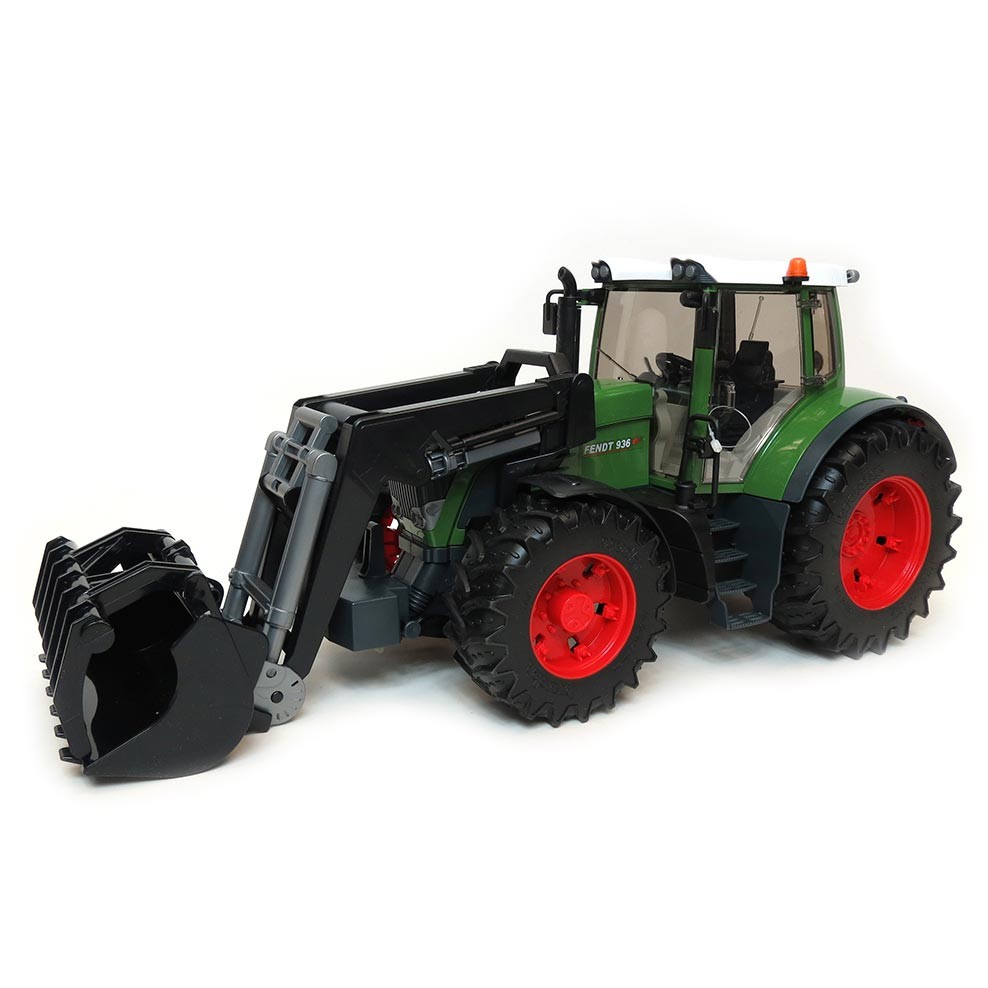 116 Fendt 936 Vario Tractor With Front Loader By Bruder 3041 14290₽