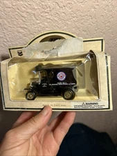 Vintage Pearl Standard Oil Van Diecast Metal 1927 Made In England Chevron Old￼￼