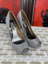 Badgley Mischka Ponderosa Metallic Silver Peep Toe Platform Pump Size 7 Heels