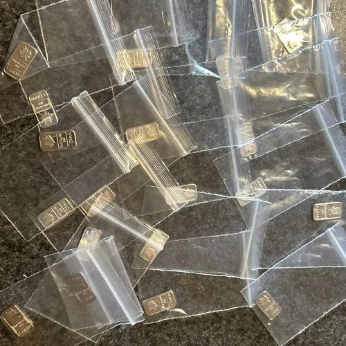 (20) 1 Gram Silver Bars .999 Lot of 20 Solid Silver Grams Maple Leafs Bars